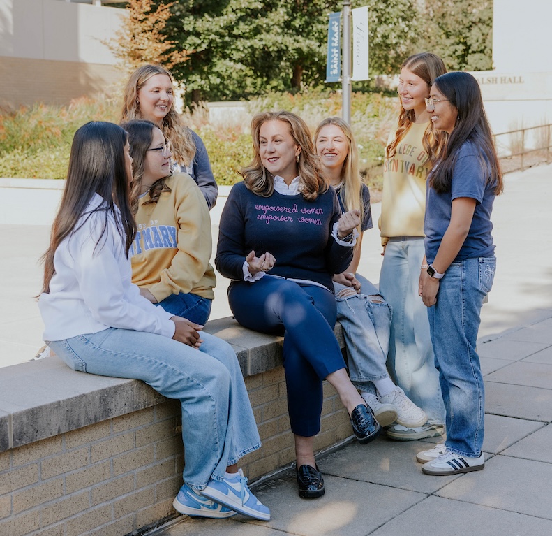 Heather Smith talking to students